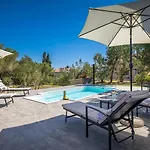 빌라 Karla With Pool&sea View By Guide Banjol