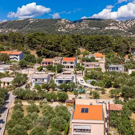 Villa Karla With Pool&sea View By Guide Banjol