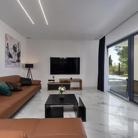 Villa Karla With Pool&sea View By Guide